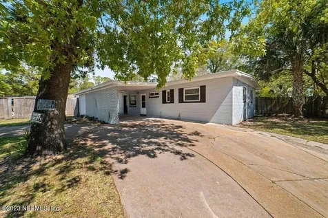2409 Townsend Boulevard Jacksonville FL 32211