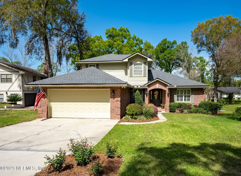 939 Arthur Moore Drive Green Cove Springs FL 32043