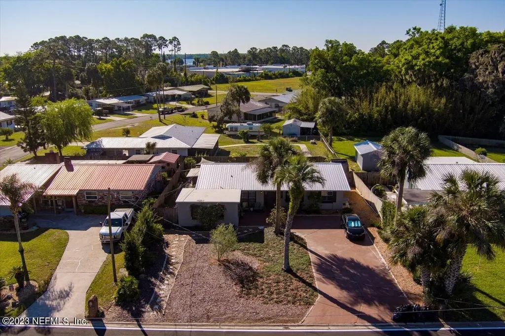 262 River Drive East Palatka FL 32131