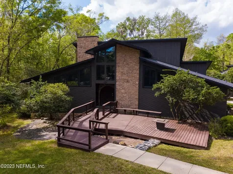 2792 Woody Place Jacksonville FL 32216