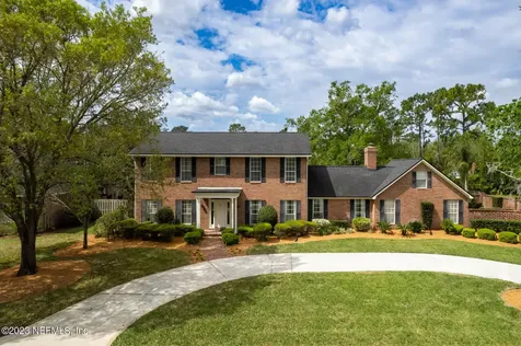 8106 Woodpecker Trail Jacksonville FL 32256