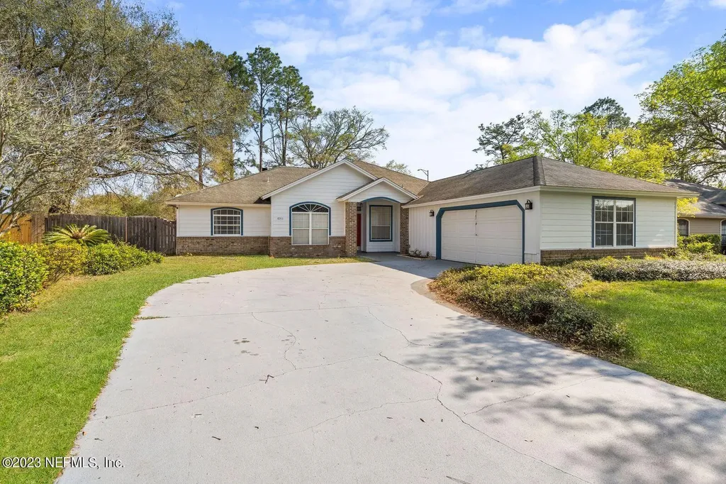 8911 Country Bend Circle N Jacksonville FL 32244