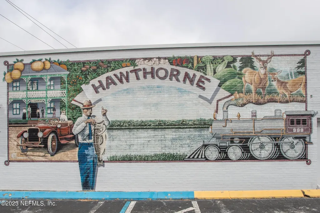 6004 SE Us 301 Hawthorne FL 32640
