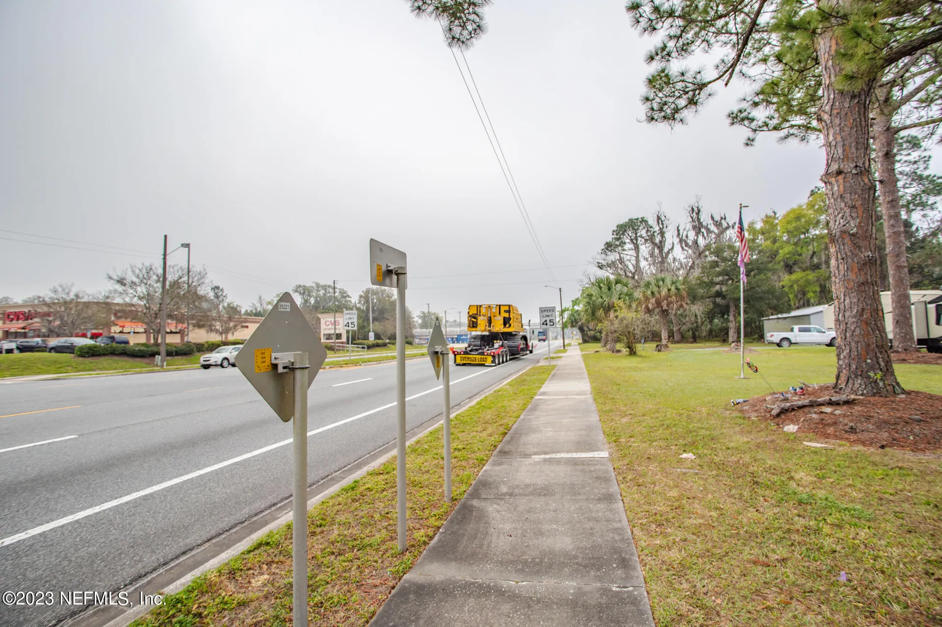 6004 SE Us 301 Hawthorne FL 32640