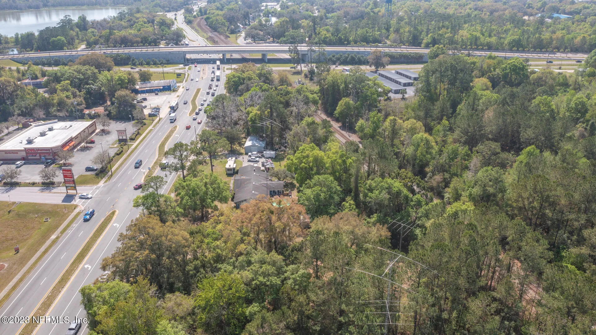 6004 SE Us 301 Hawthorne FL 32640