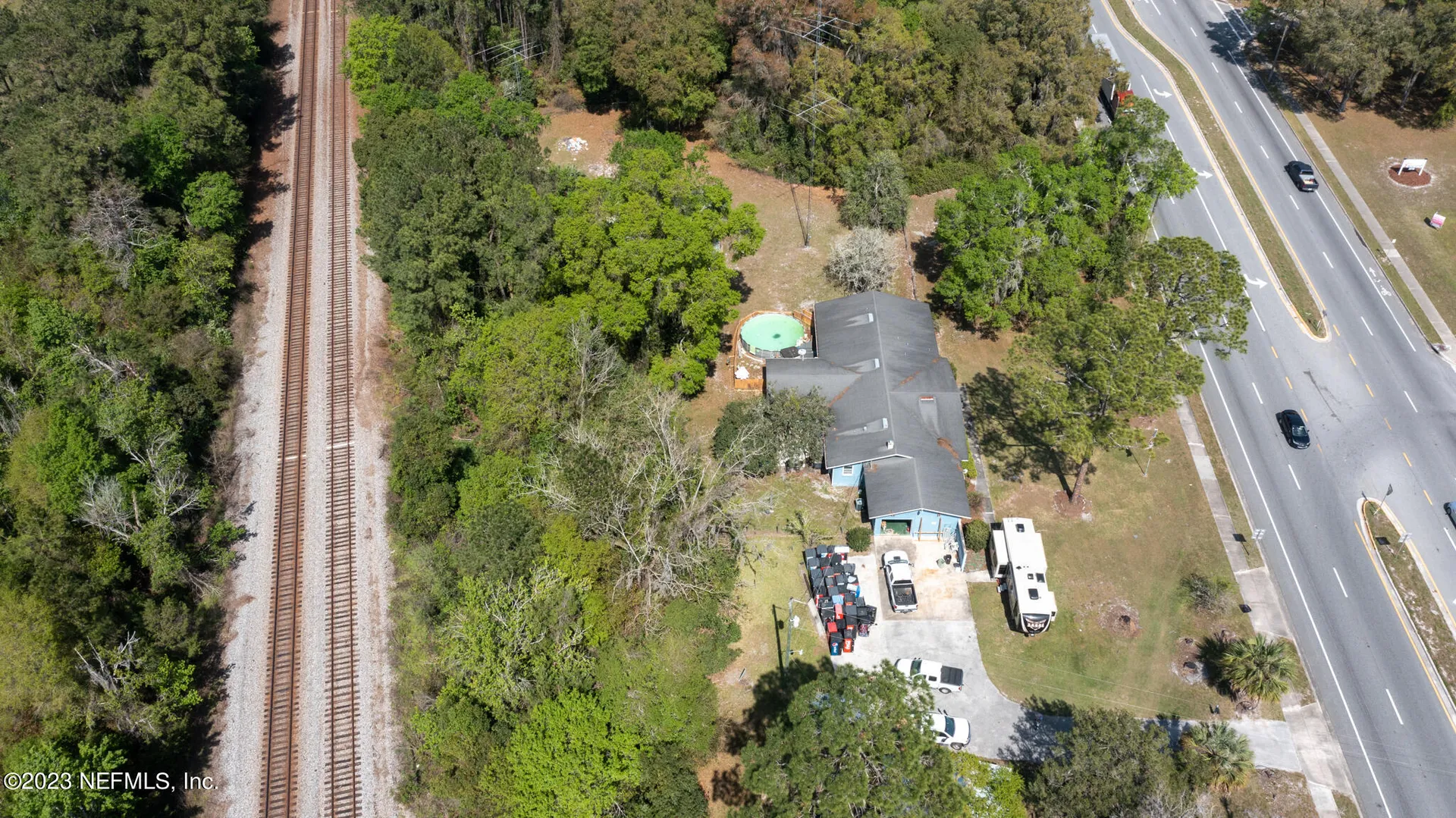 6004 SE Us 301 Hawthorne FL 32640