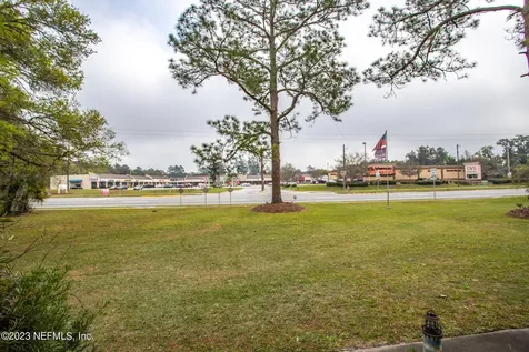 6004 SE Us 301 Hawthorne FL 32640