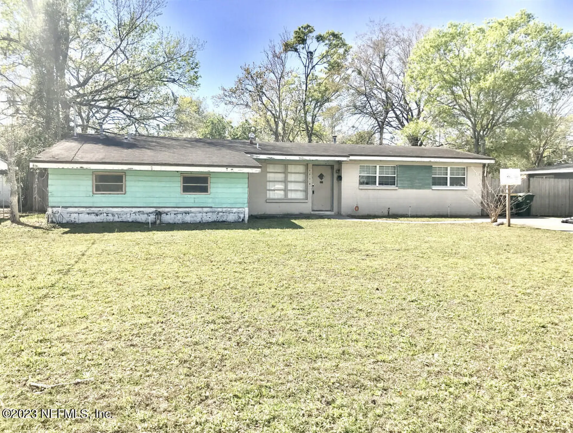 8050 Santillo Drive Jacksonville FL 32217