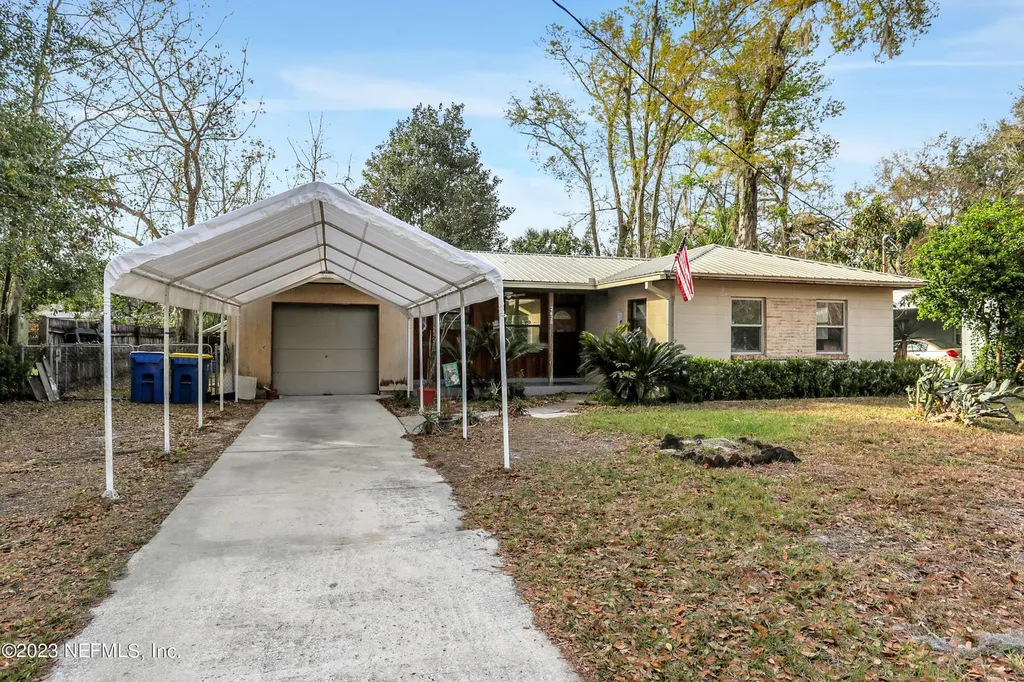 2426 Dolphin Avenue Jacksonville FL 32218