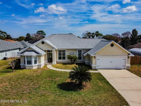 3772 Southbank Circle Green Cove Springs FL 32043