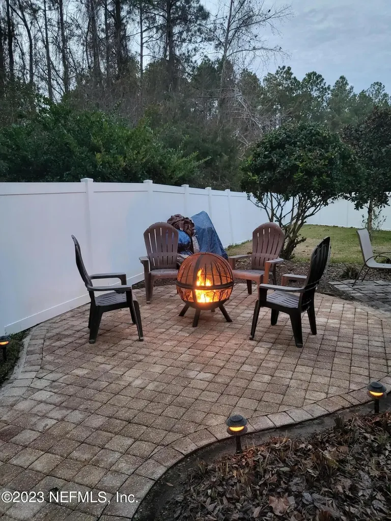 15 Hunters Hollow Court Jacksonville FL 32218