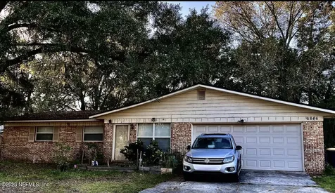 6846 Medellin Court Jacksonville FL 32210