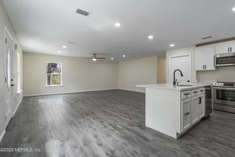 4340 Calvin Street Hastings FL 32145