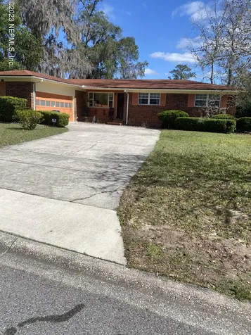 2131 Holly Leaf Lane Orange Park FL 32073