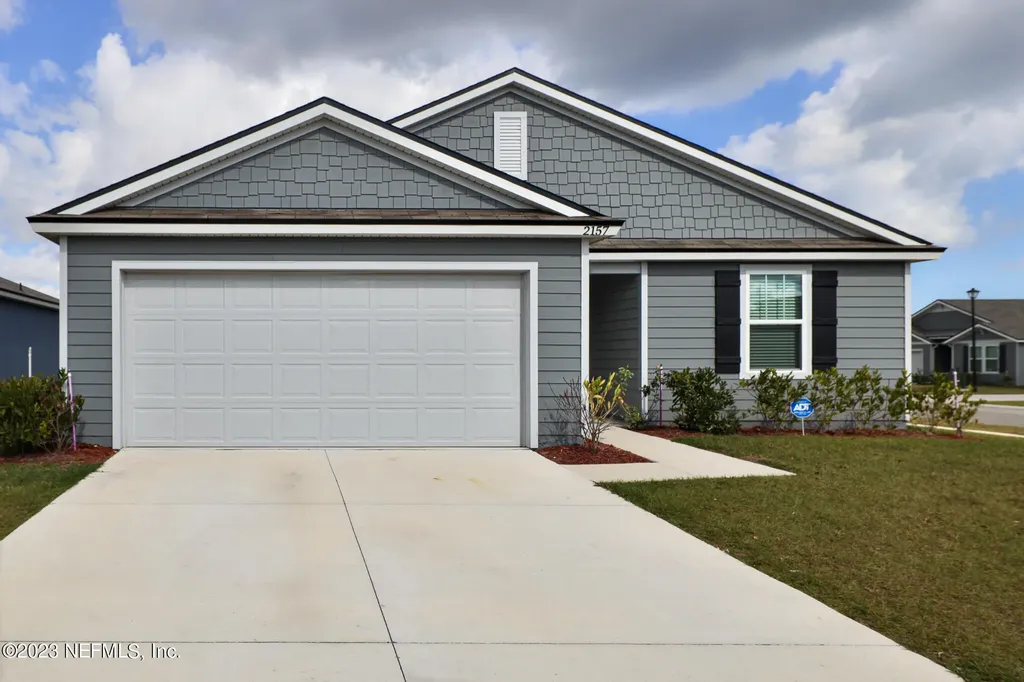 2157 Willow Springs Drive Green Cove Springs FL 32043
