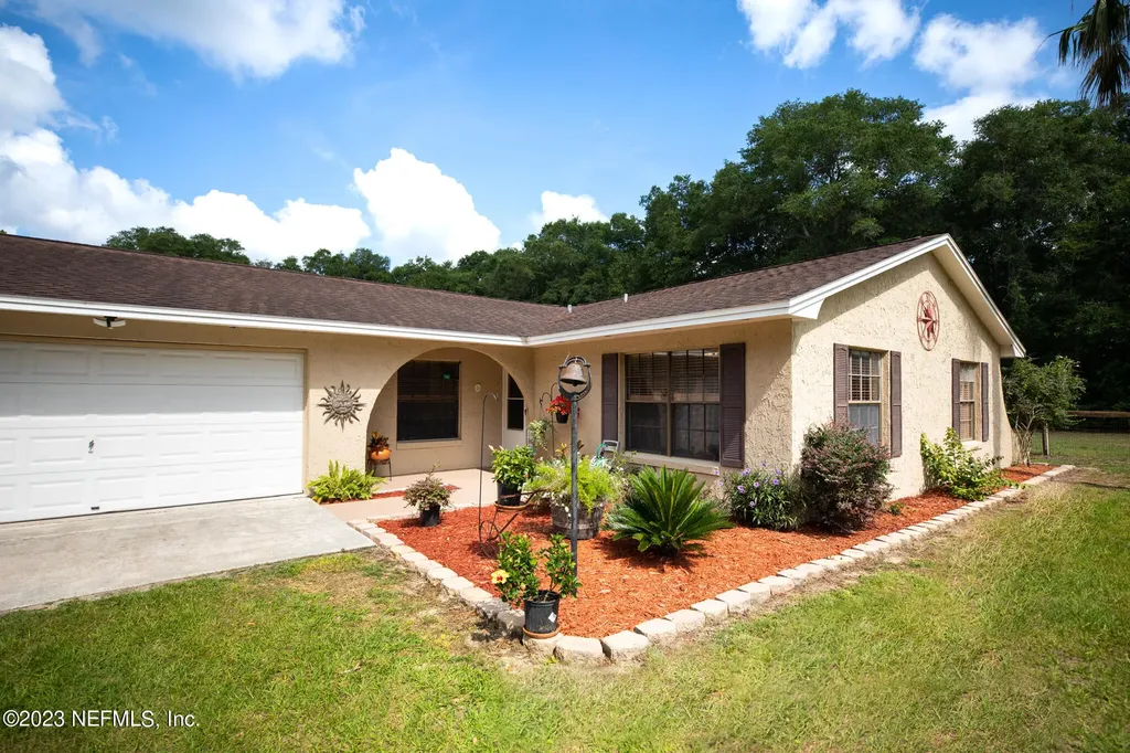 2956 Henley Road Green Cove Springs FL 32043
