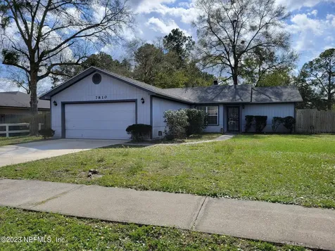 7810 Hunters Lake Circle S Jacksonville FL 32210