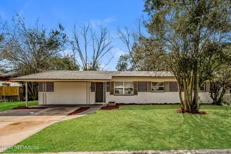7916 Renault Drive S Jacksonville FL 32244
