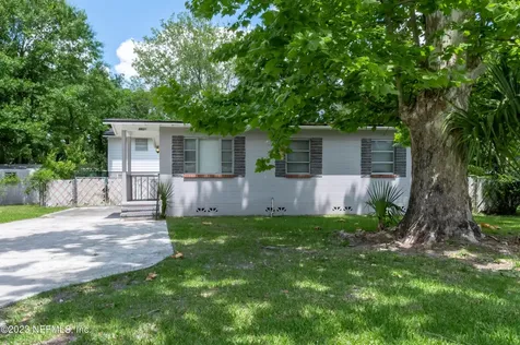 5621 Belafonte Drive Jacksonville FL 32209