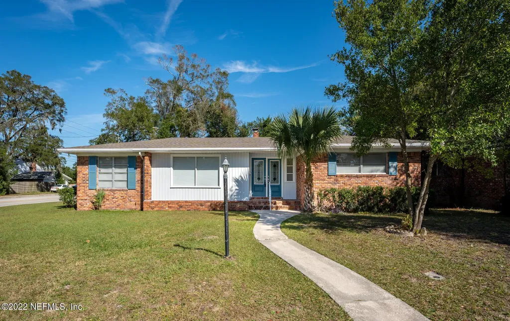 1321 Carlotta Road W Jacksonville FL 32211