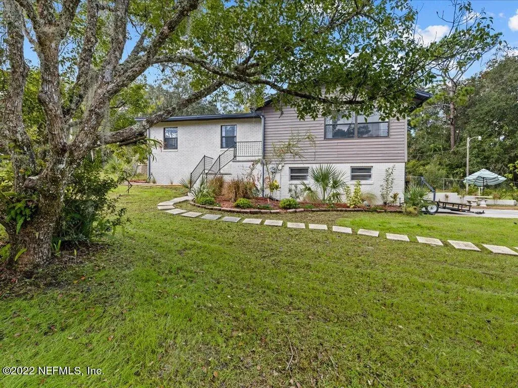 333 Hoot Owl Road Satsuma FL 32189
