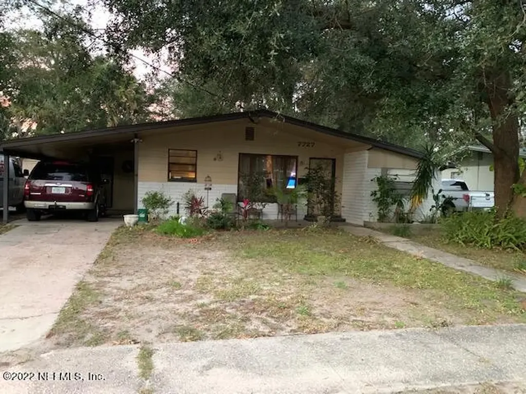 7727 Lazeau Drive Jacksonville FL 32211