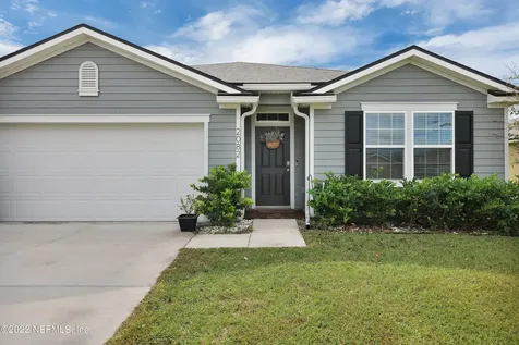 2082 Pebble Point Drive Green Cove Springs FL 32043
