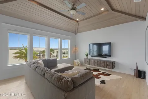 9280 Heckscher Drive Jacksonville FL 32226