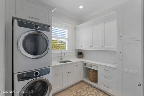 9280 Heckscher Drive Jacksonville FL 32226