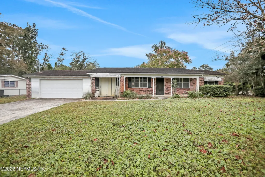 2667 Guerad Drive E Jacksonville FL 32210