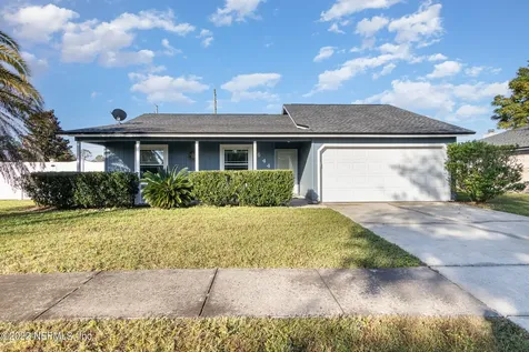 644 Pembridge Drive W Jacksonville FL 32221
