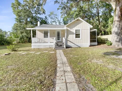 820 Cove Street Green Cove Springs FL 32043