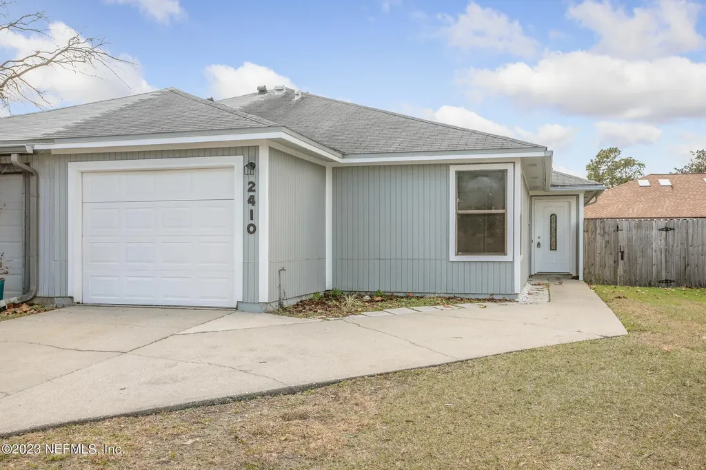 2410 Ironstone Drive E Jacksonville FL 32246