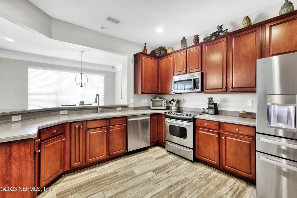 6475 White Flower Court Jacksonville FL 32258