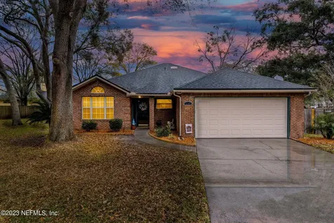 1765 Swimming Salmon Place N Jacksonville FL 32225