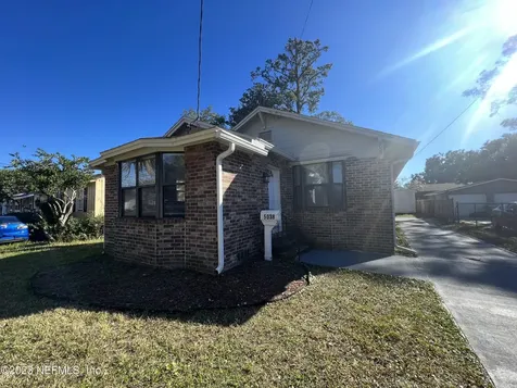 5038 Fremont Street Jacksonville FL 32210