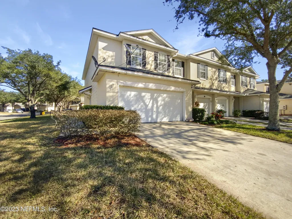 8606 Ribbon Falls Lane Jacksonville FL 32244
