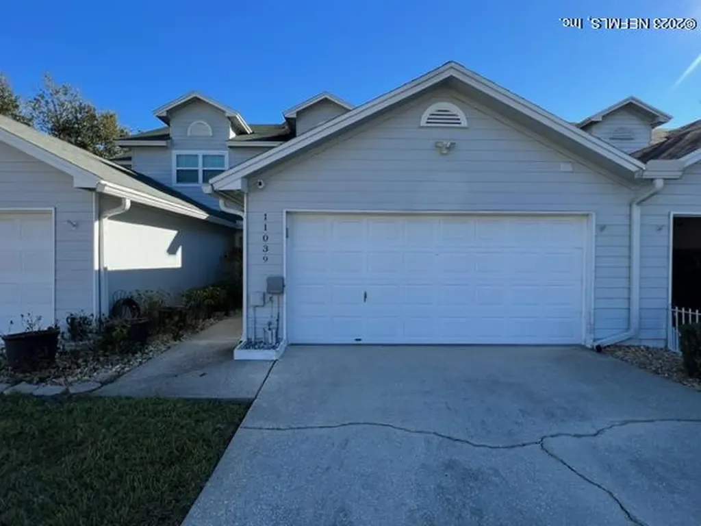 11039 Wandering Oaks Drive Jacksonville FL 32257