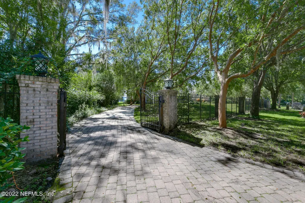 13930 Mandarin Oaks Lane Jacksonville FL 32223