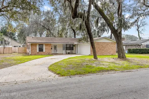 5462 John Reynolds Drive Jacksonville FL 32277