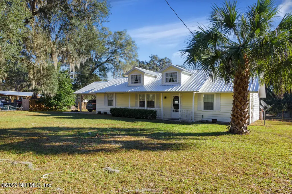118 John Street Hawthorne FL 32640