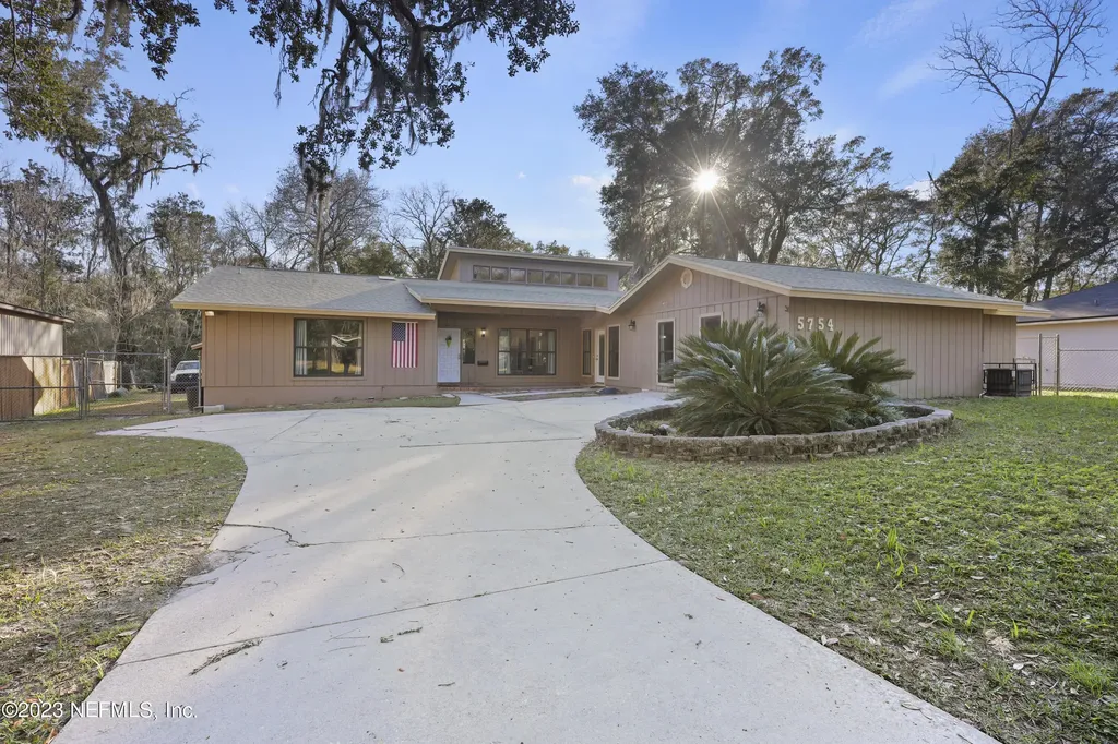 5754 Shorewood Road Jacksonville FL 32210