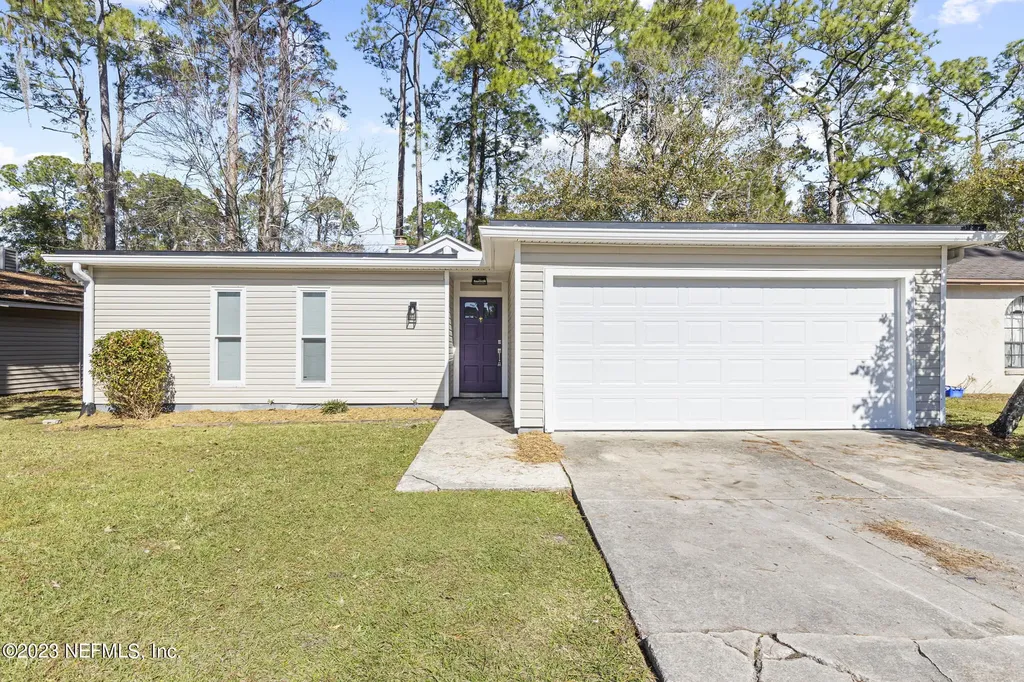 3679 Ballestero Drive N Jacksonville FL 32257
