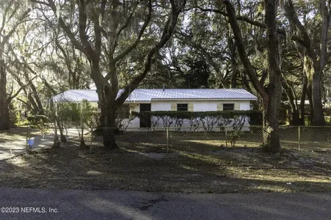 4523 Hudson Street Palatka FL 32177