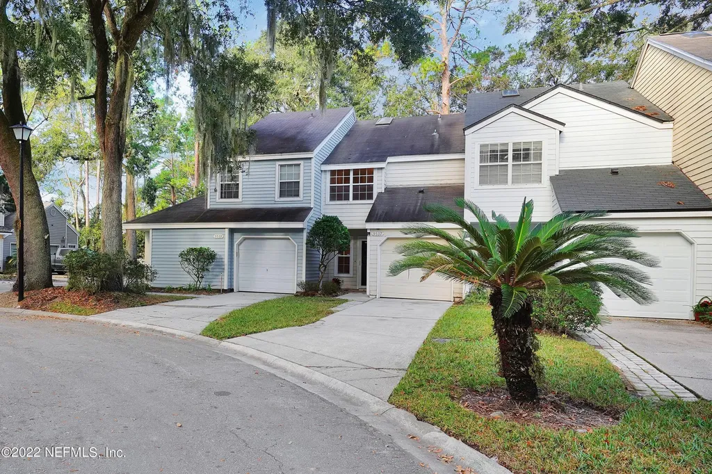 3537 Chestnut Hill Court Jacksonville FL 32223
