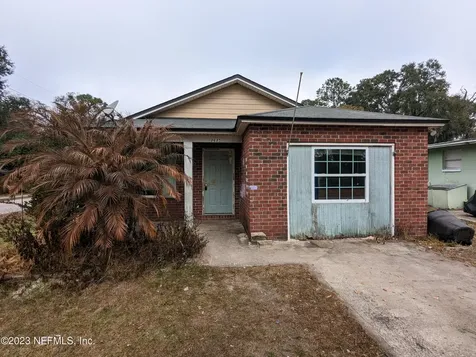 8685 Nussbaum Drive Jacksonville FL 32210