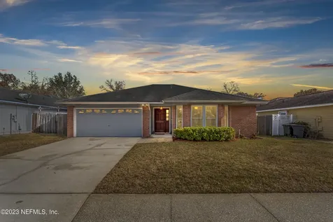 8057 Buchannan Court Jacksonville FL 32244