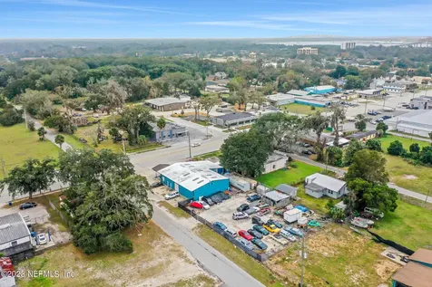 5911 Arlington Road Jacksonville FL 32211