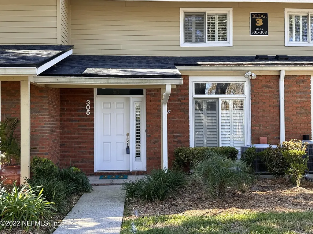 5400 Water Oak Lane Jacksonville FL 32210