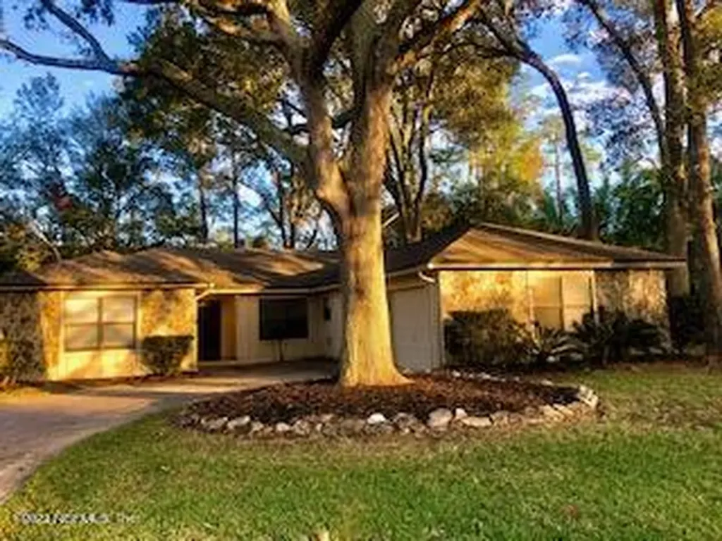 11547 Sedgemoore Drive E Jacksonville FL 32223